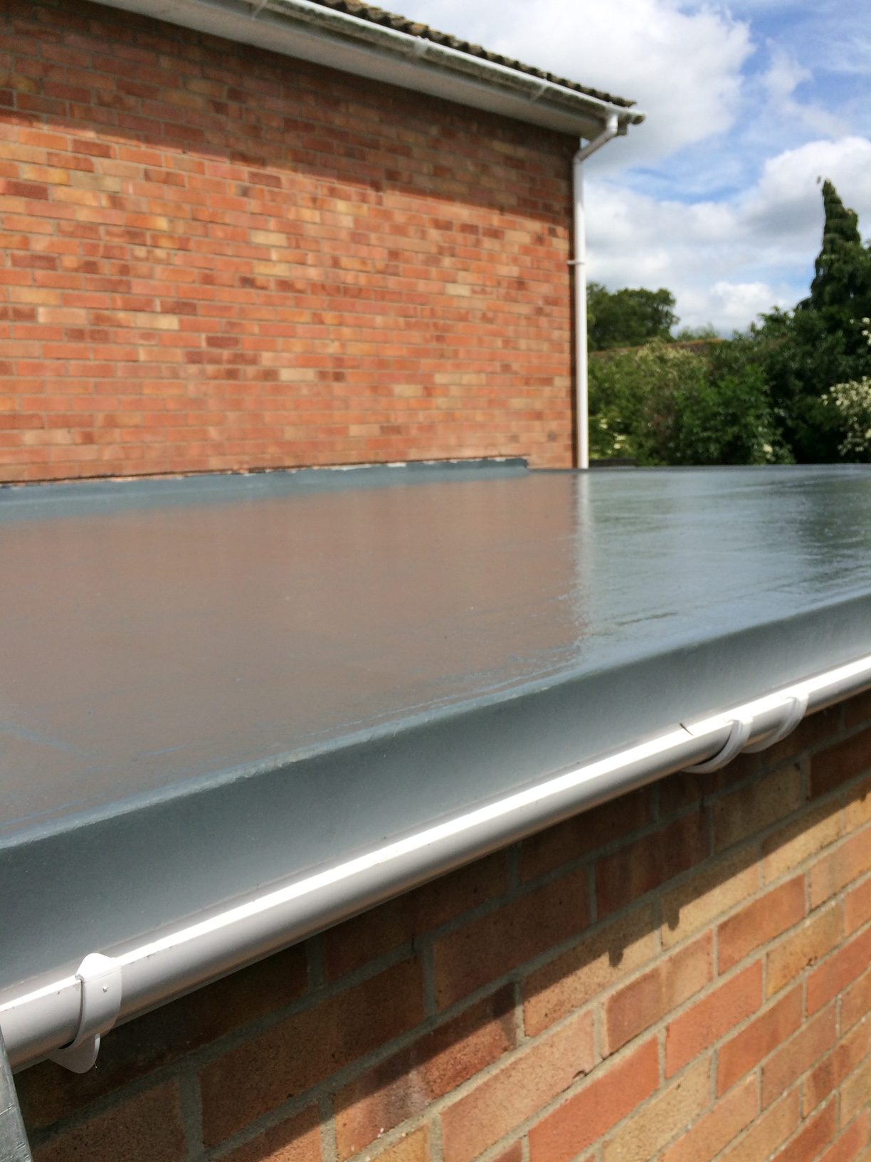 GRP Fibreglass Flat Roofs. KBS Oxford Flat Roofing Specialists.