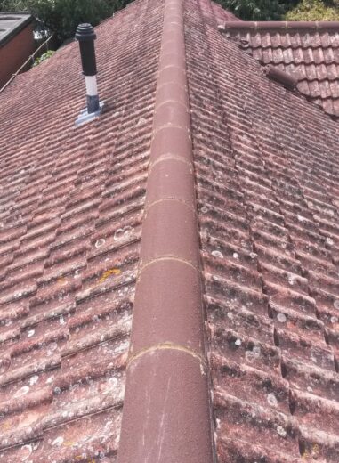 Tiled roofs. KBS roofing Oxford