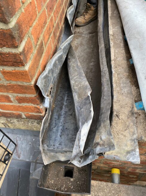 Lead flashing gutter repair Oxford